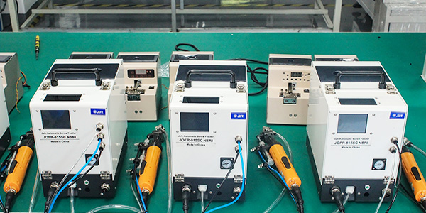 使用自動鎖螺絲機要注意哪些方面？堅豐電子告知您